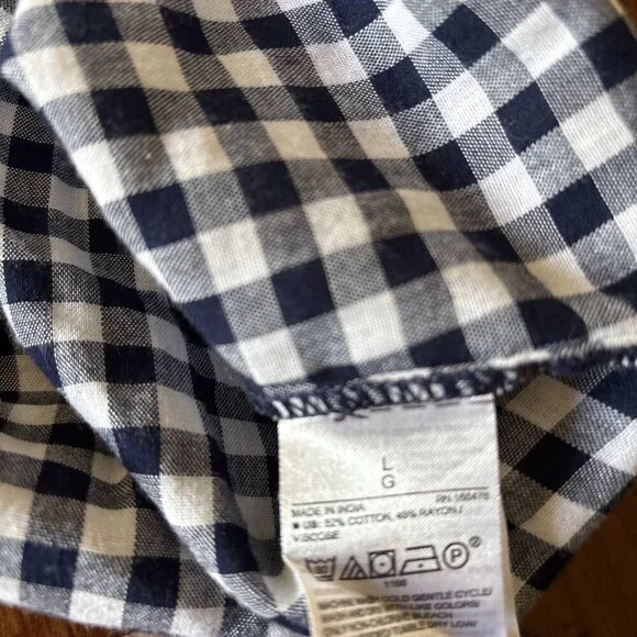 Old Navy Ladies Blue Gingham Summer Top Size Large NWT - Picture 8 of 8